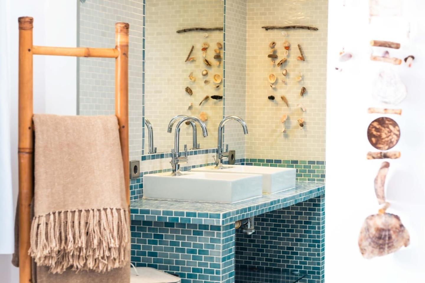 Villa Maluhia Frente Al Mar Y Jacuzzi คอร์ราเลโฮ ภายนอก รูปภาพ