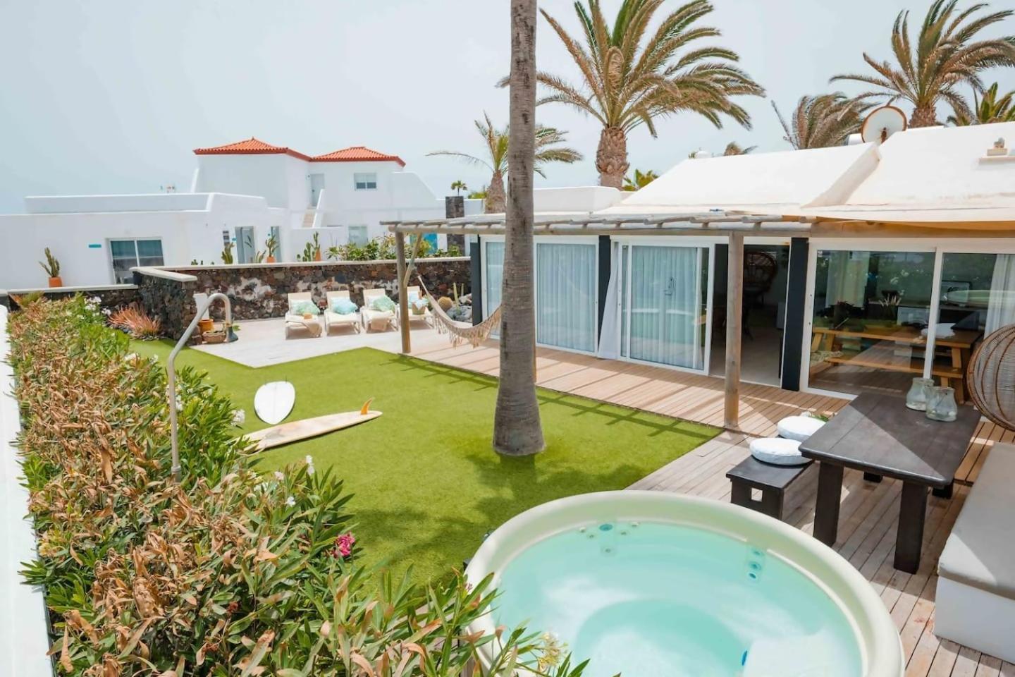 Villa Maluhia Frente Al Mar Y Jacuzzi คอร์ราเลโฮ ภายนอก รูปภาพ